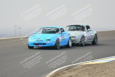 media/Jan-26-2025-CalClub SCCA (Sun) [[cfcea7df88]]/Group 4/Race/